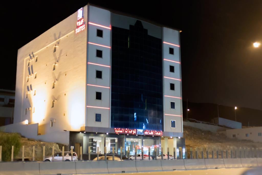 Al Taif Suites Luaran gambar