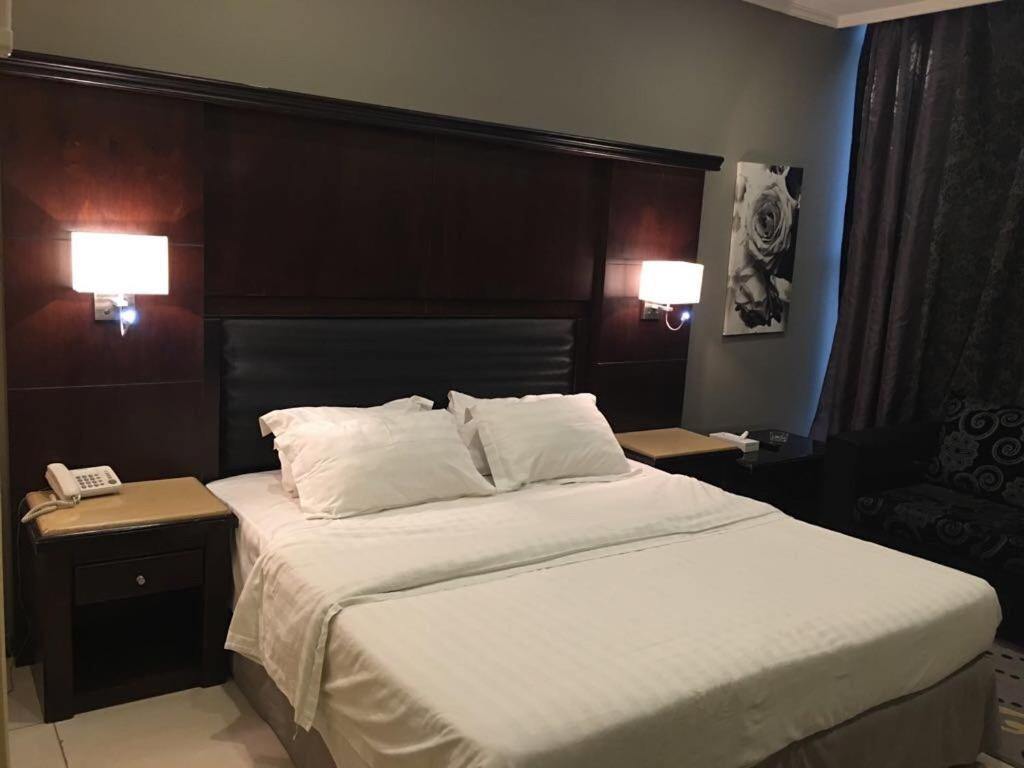 Al Taif Suites Luaran gambar